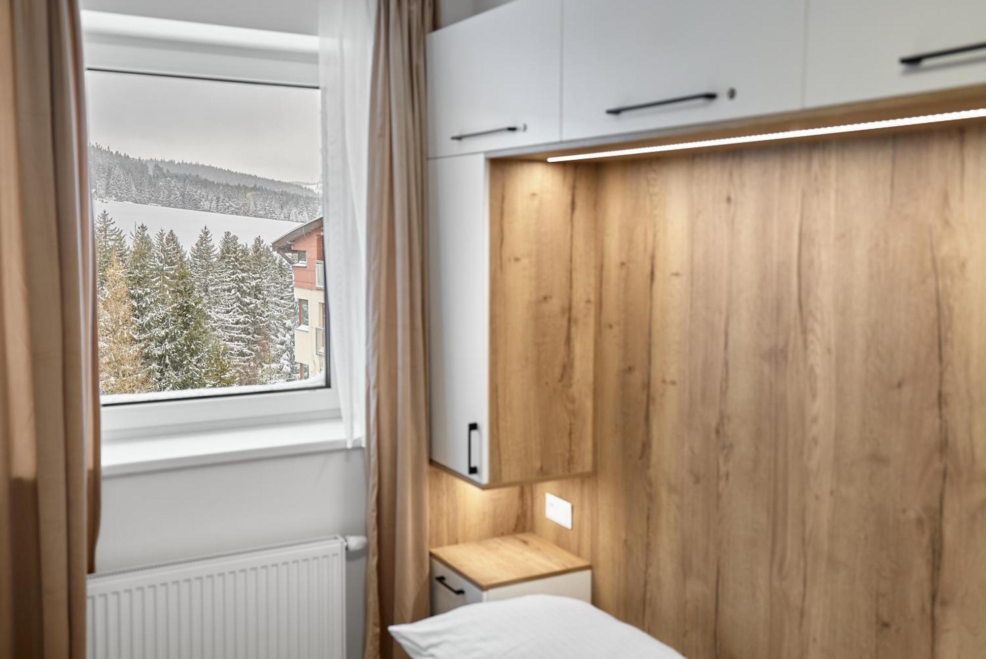 Ferienwohnung C L E A N O V E C By Mountain Ways Loučná pod Klínovcem Exterior foto
